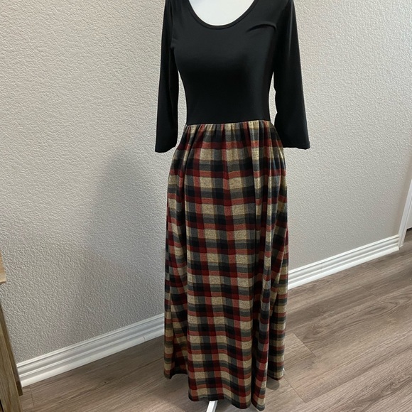 MAXI DRESS - Picture 3 of 5